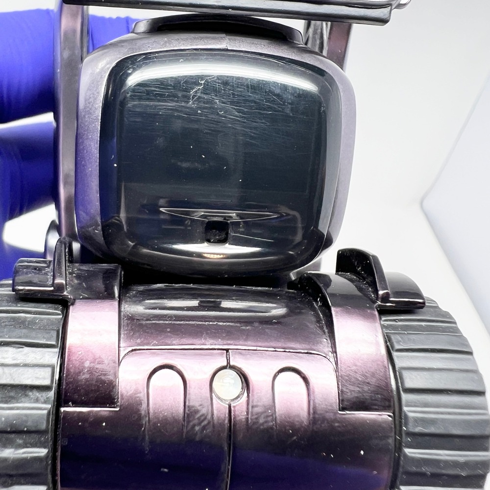 Anki Cozmo Collector's Edition Educational Robot Only Liquid Metal UNTESTED - Picture 7 of 7